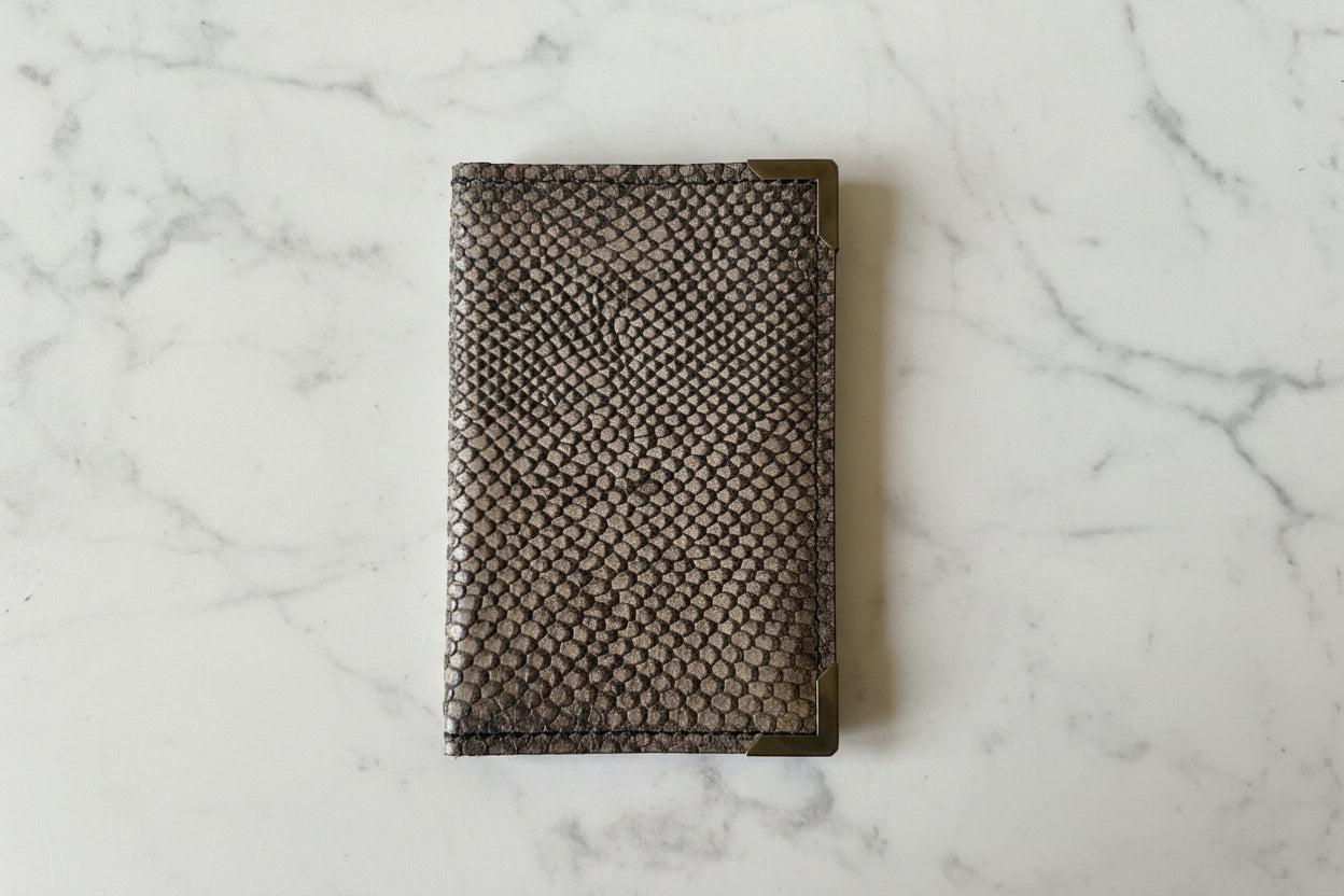 Porte carte grise en cuir souple