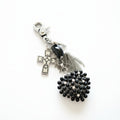 Porte clé cœur strass noir et croix