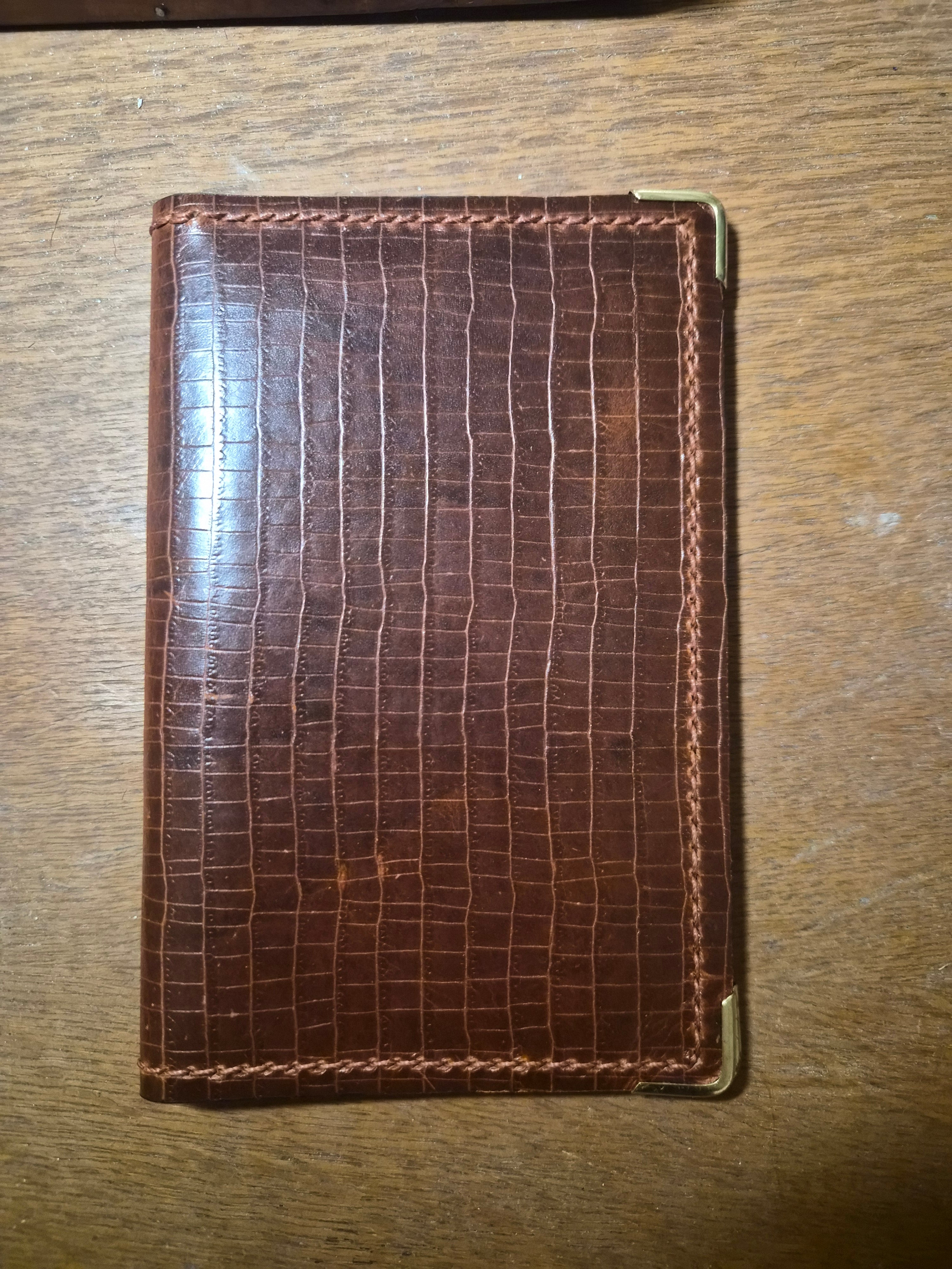 Porte carte grise en cuir souple